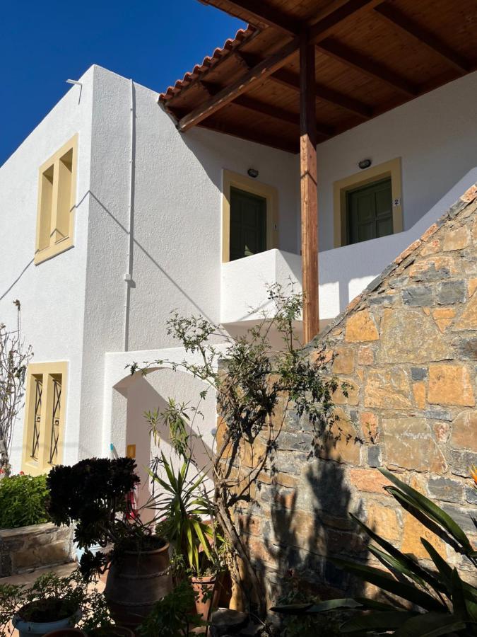 Pella In Διαμέρισμα Ίστρο